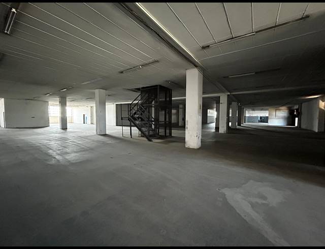 1,620M² WAREHOUSE TO LET IN WYNBERG
